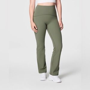 NWT SPANX Women's Black Flare Pants